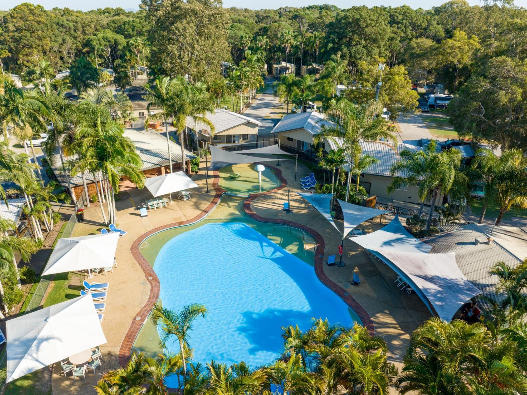 Nrma Blue Dolphin Yamba Holiday Resort Exterior photo